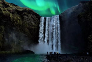 冰岛北极光与地热温泉的自然奇观有关吗